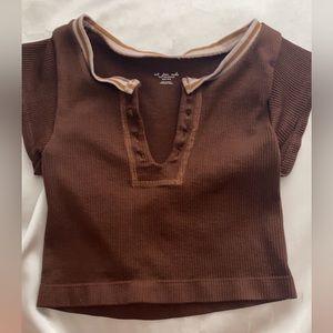 brown urban go for gold shirt XS/S
